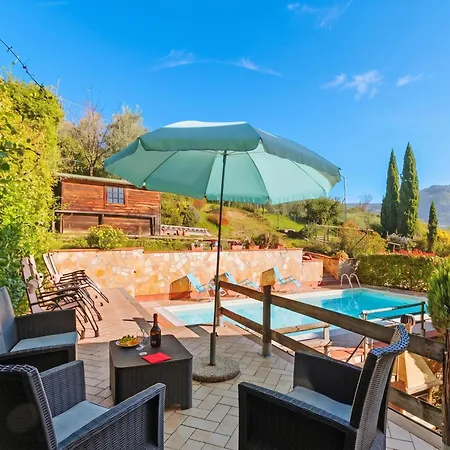 Comfortable House With Private Pool * Pescia