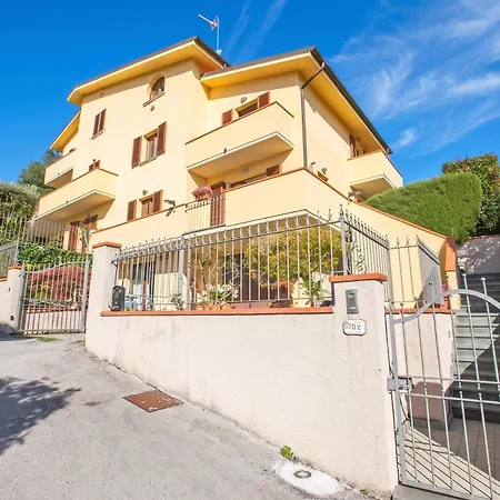 Holiday home Comfortable House With Private Pool Pescia