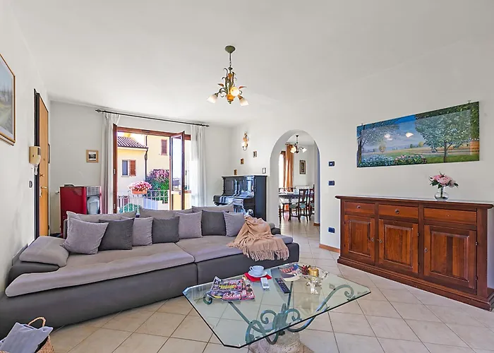 Comfortable House With Private Pool Сasa de vacaciones Pescia