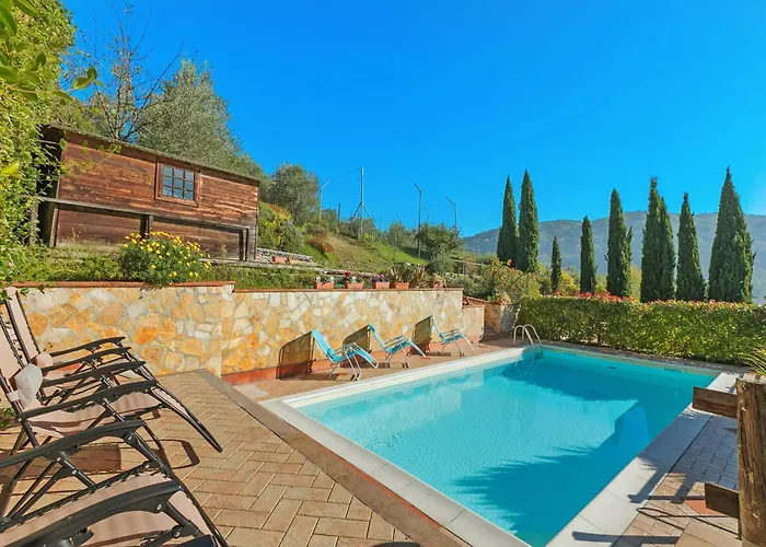 Comfortable House With Private Pool * Pescia