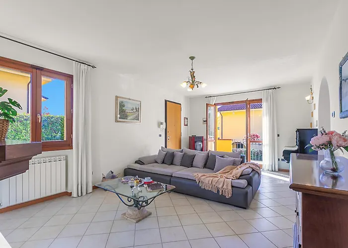 Сasa de vacaciones Comfortable House With Private Pool